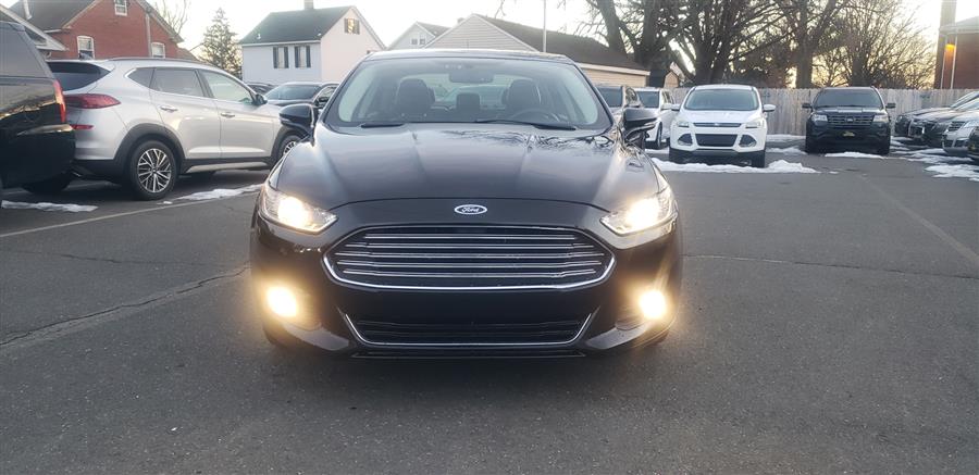2014 Ford Fusion Energi SE photo