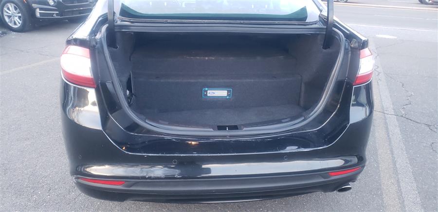 2014 Ford Fusion Energi SE photo