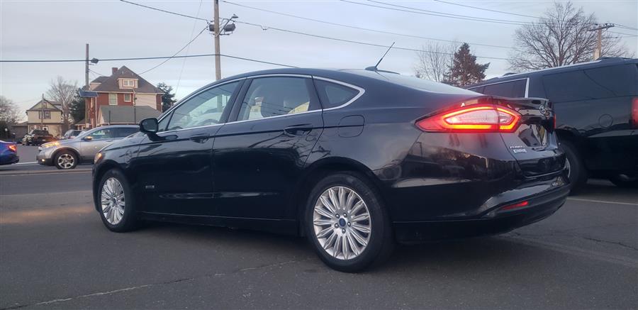2014 Ford Fusion Energi SE photo