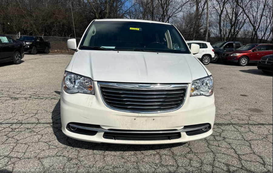 2012 Chrysler Town & Country Touring photo
