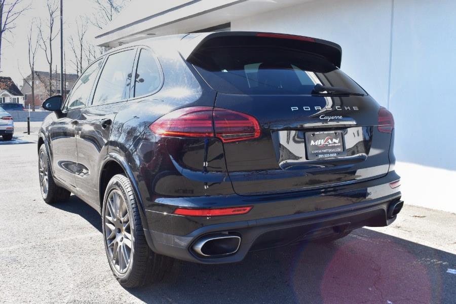 2018 Porsche Cayenne Platinum Edition AWD photo