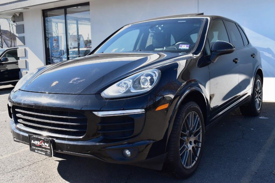 2018 Porsche Cayenne Platinum Edition AWD photo