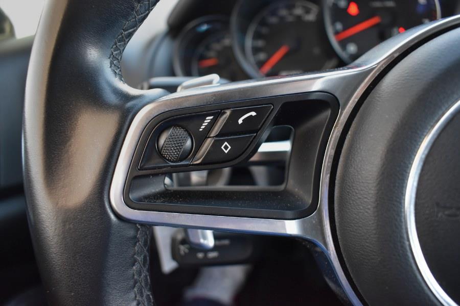 2018 Porsche Cayenne Platinum Edition AWD photo