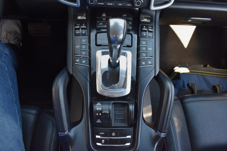 2018 Porsche Cayenne Platinum Edition AWD photo