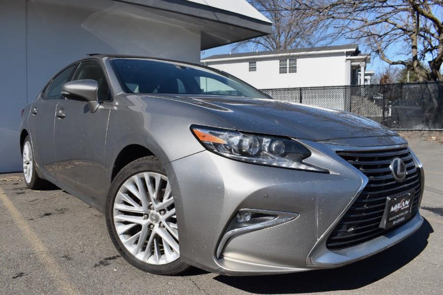 2016 Lexus ES 350 photo