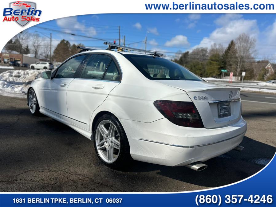 2013 Mercedes-Benz C-Class C300 4MATIC Luxury photo