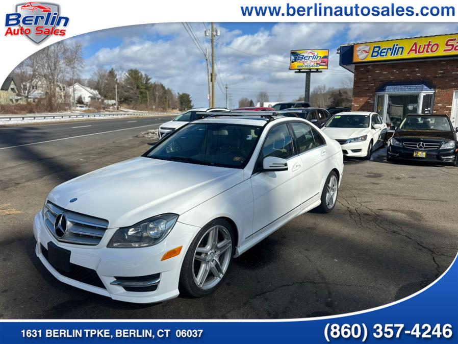 2013 Mercedes-Benz C-Class C300 4MATIC Luxury photo