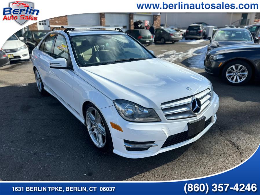 2013 Mercedes-Benz C-Class C300 4MATIC Luxury photo