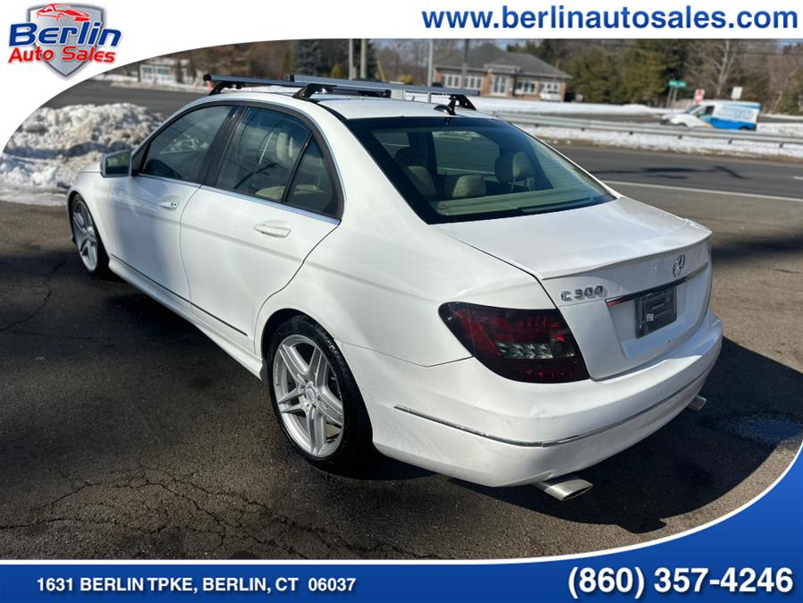 2013 Mercedes-Benz C-Class C300 4MATIC Luxury photo