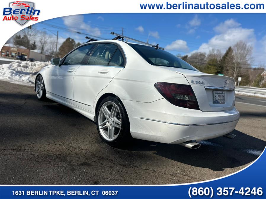 2013 Mercedes-Benz C-Class C300 4MATIC Luxury photo