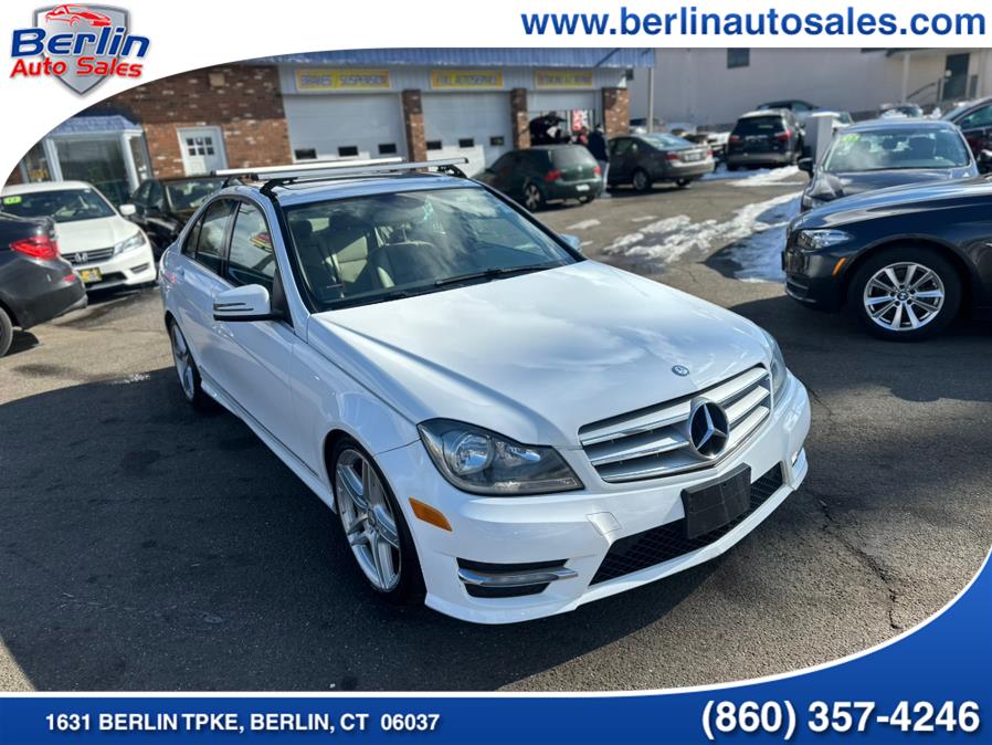 2013 Mercedes-Benz C-Class C300 4MATIC Luxury photo