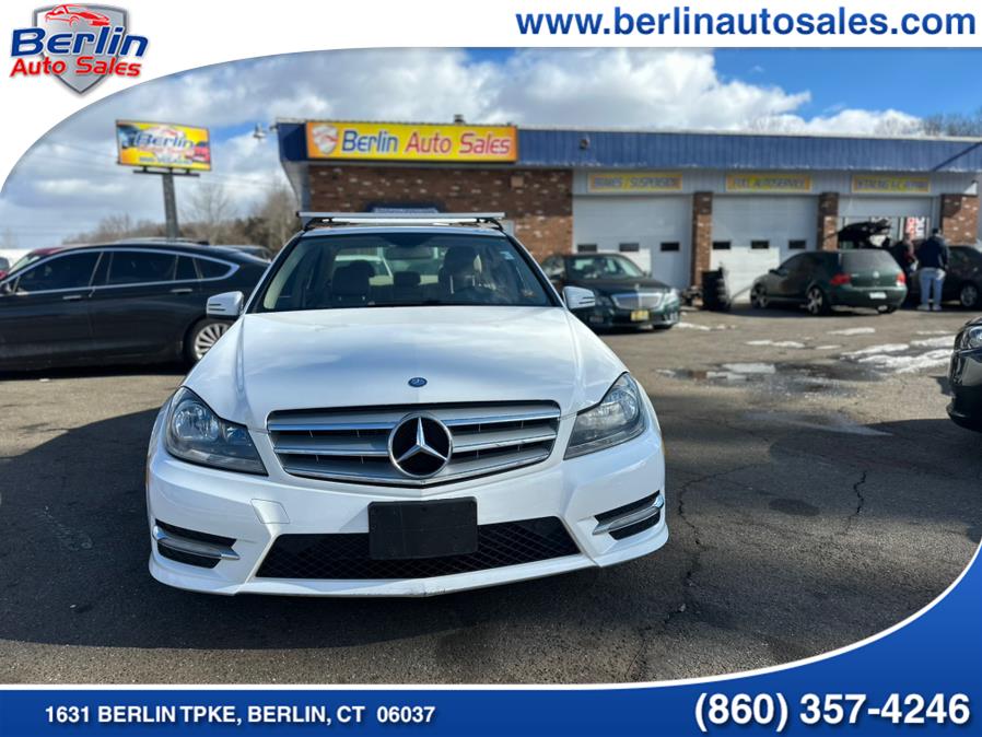 2013 Mercedes-Benz C-Class C300 4MATIC Luxury photo