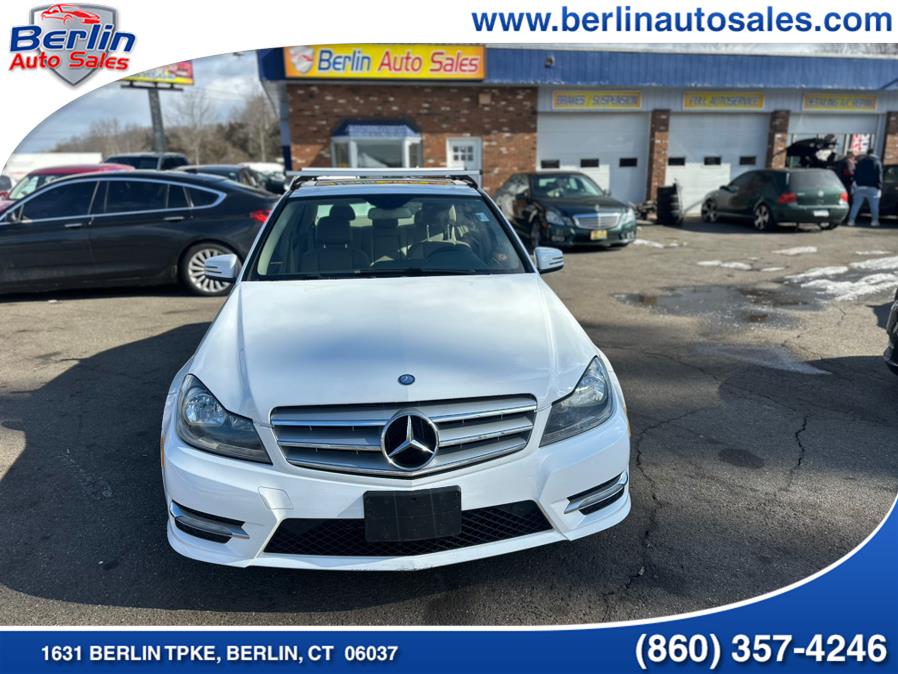 2013 Mercedes-Benz C-Class C300 4MATIC Luxury photo
