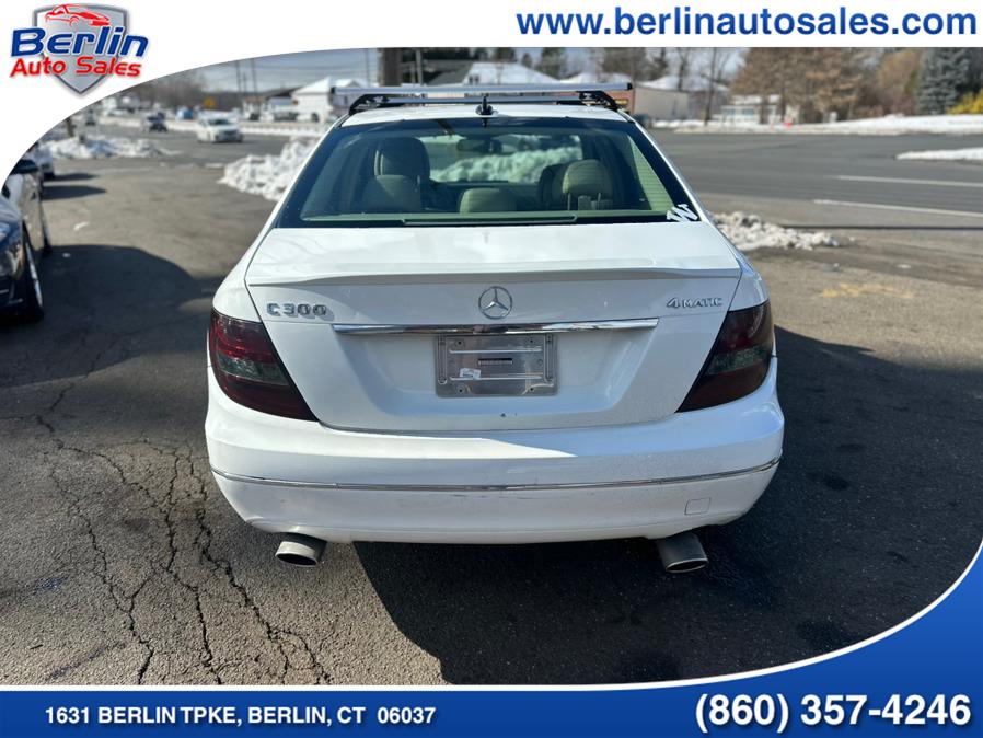 2013 Mercedes-Benz C-Class C300 4MATIC Luxury photo