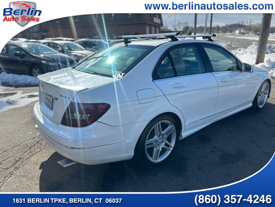 2013 Mercedes-Benz C-Class C300 4MATIC Luxury photo