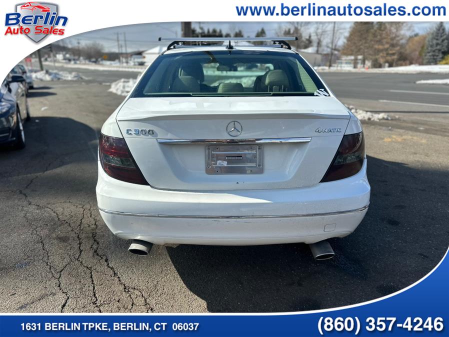 2013 Mercedes-Benz C-Class C300 4MATIC Luxury photo