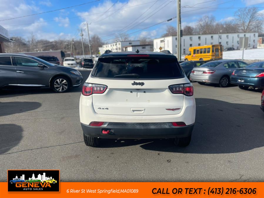 2020 Jeep Compass Trailhawk 4x4 photo