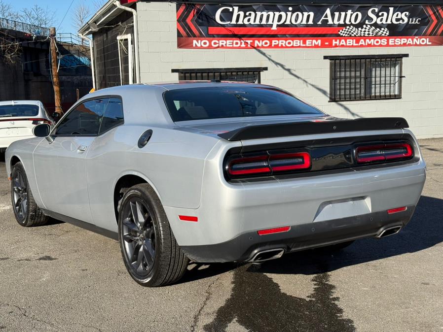 2022 Dodge Challenger GT AWD photo