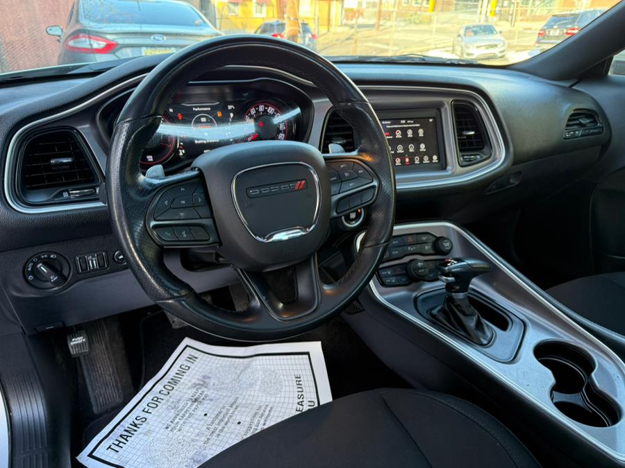 2022 Dodge Challenger GT AWD photo