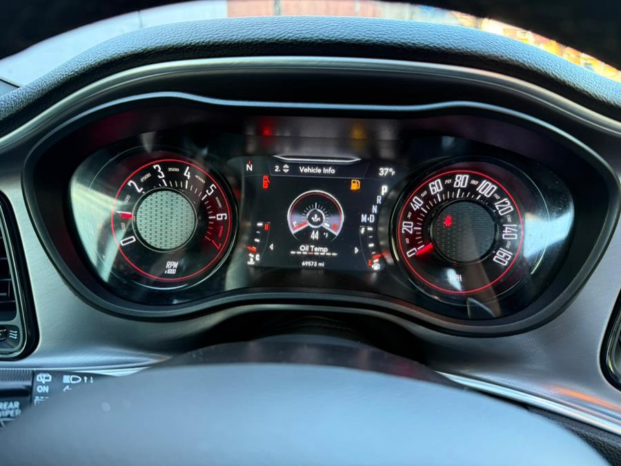 2022 Dodge Challenger GT AWD photo