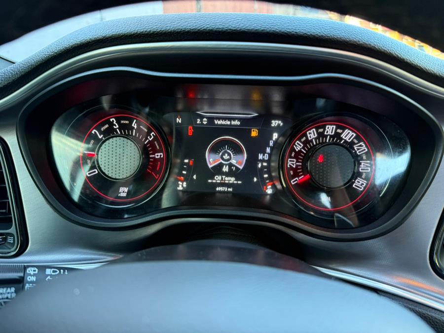 2022 Dodge Challenger GT AWD photo