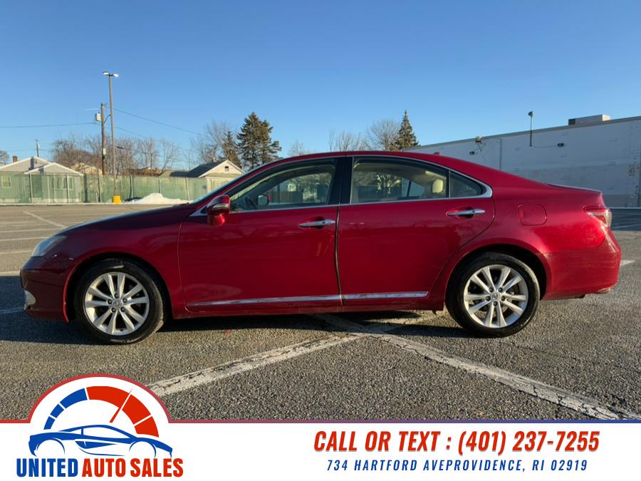 2011 Lexus ES 350 photo