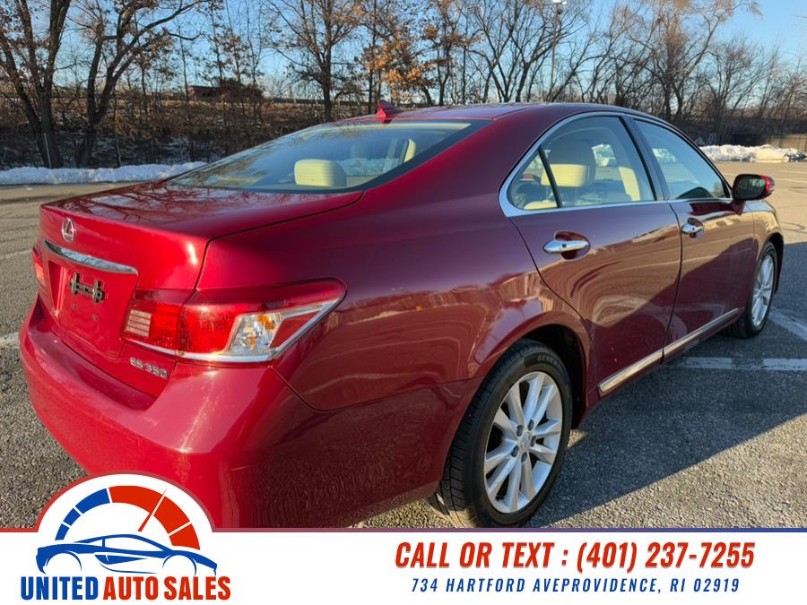 2011 Lexus ES 350 photo