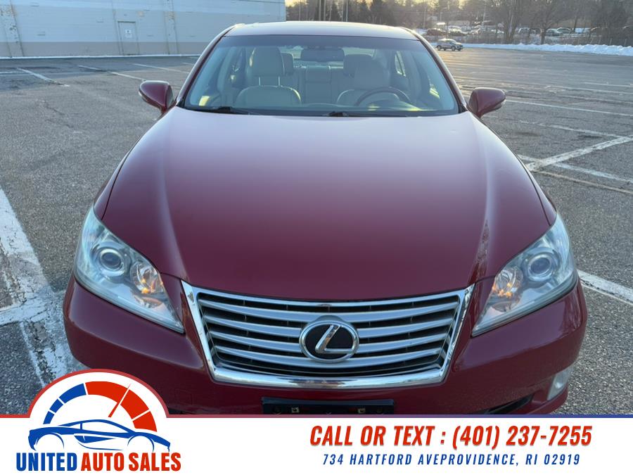 2011 Lexus ES 350 photo