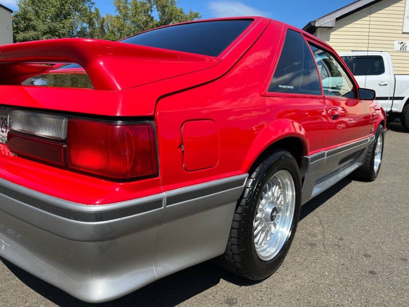 1989 Ford Mustang GT photo
