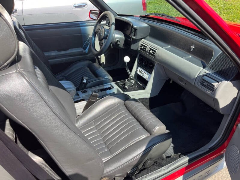 1989 Ford Mustang GT photo