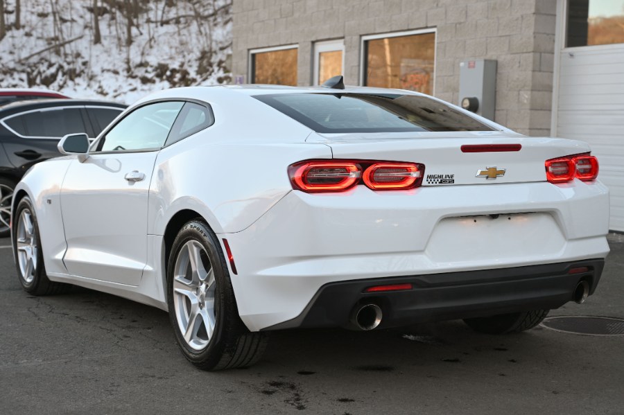 2023 Chevrolet Camaro 2dr Cpe 1LT photo