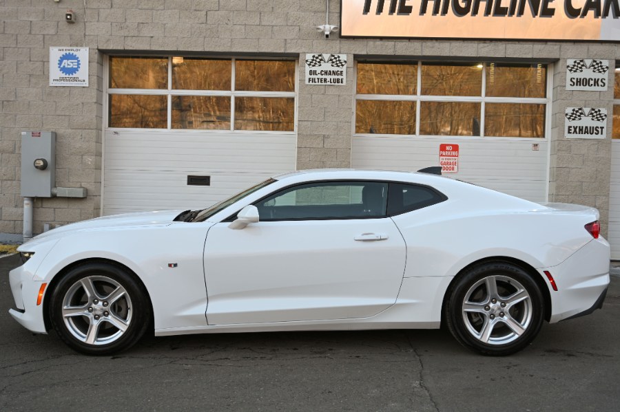 2023 Chevrolet Camaro 2dr Cpe 1LT photo