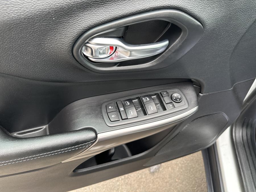 2020 Jeep Cherokee Latitude photo