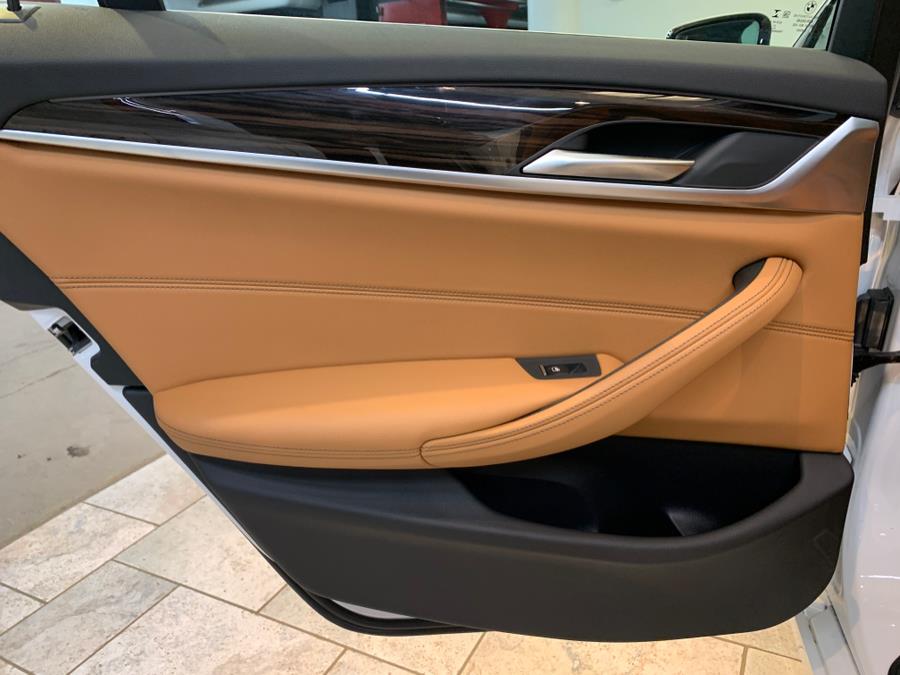 2022 BMW 5-Series 530i xDrive Sedan photo