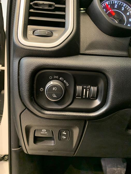 2020 RAM 1500 Laramie 4x4 Quad Cab 6''4