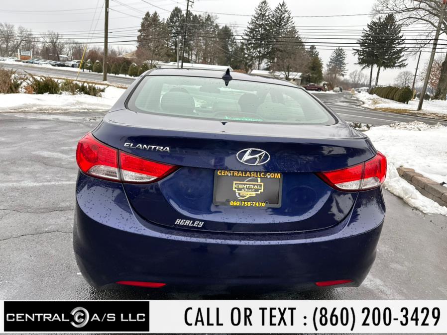 2013 Hyundai Elantra GLS photo
