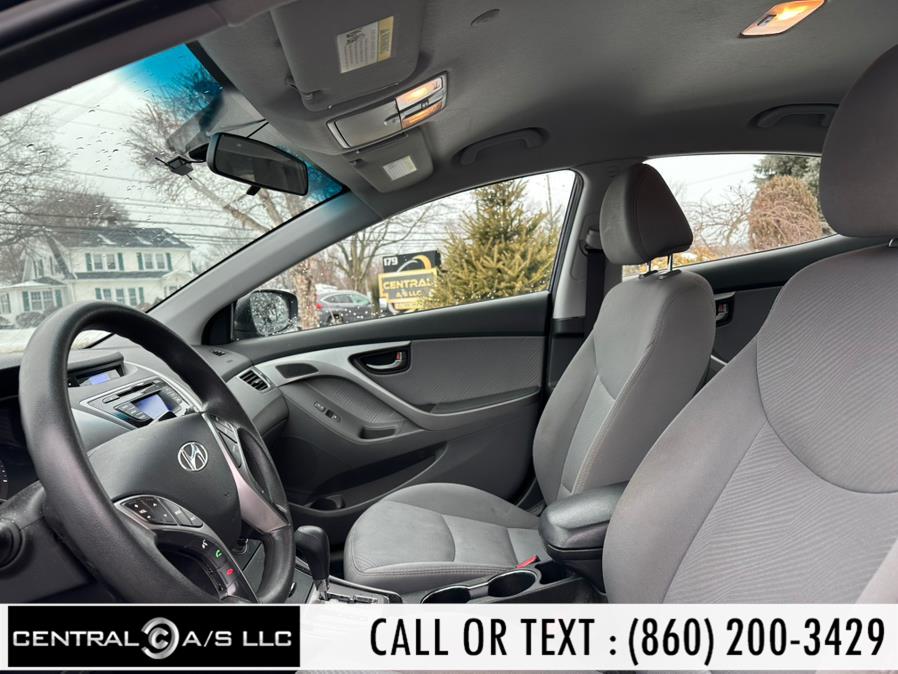 2013 Hyundai Elantra GLS photo