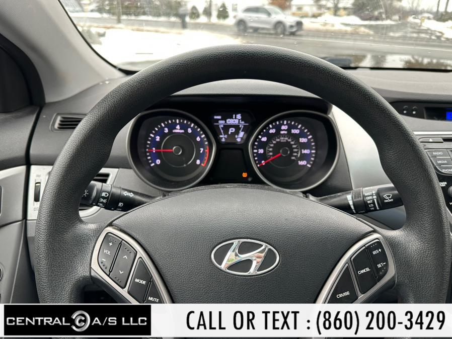 2013 Hyundai Elantra GLS photo