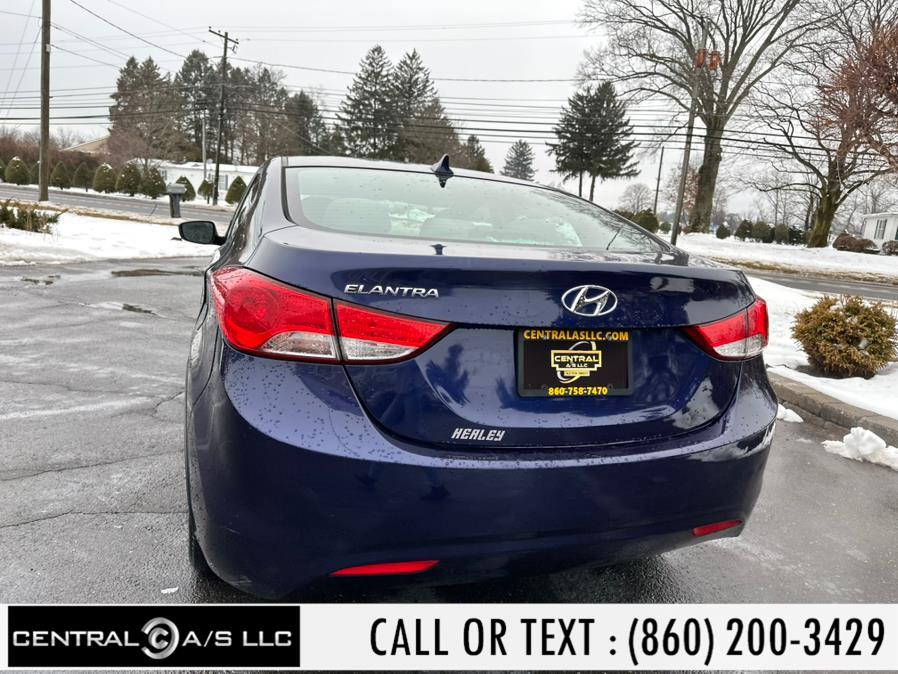2013 Hyundai Elantra GLS photo