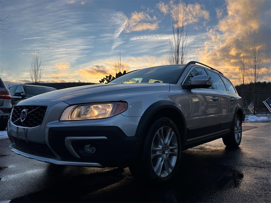 2016 Volvo XC70 AWD 4dr Wgn T5 Premier photo