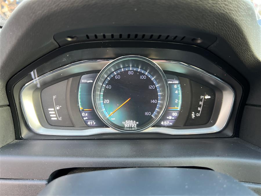 2016 Volvo XC70 AWD 4dr Wgn T5 Premier photo
