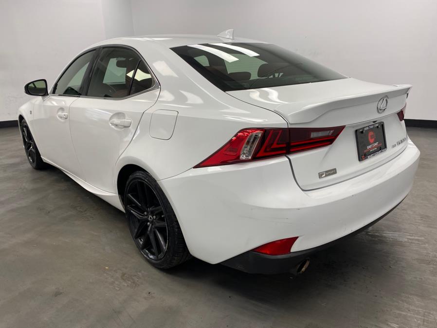 2016 Lexus IS 300 photo