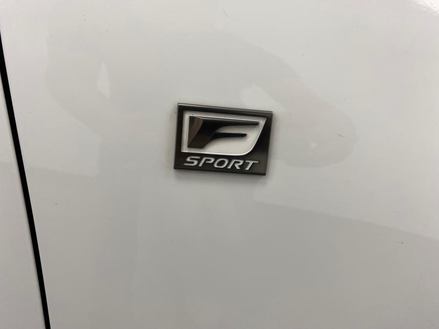 2016 Lexus IS 300 photo