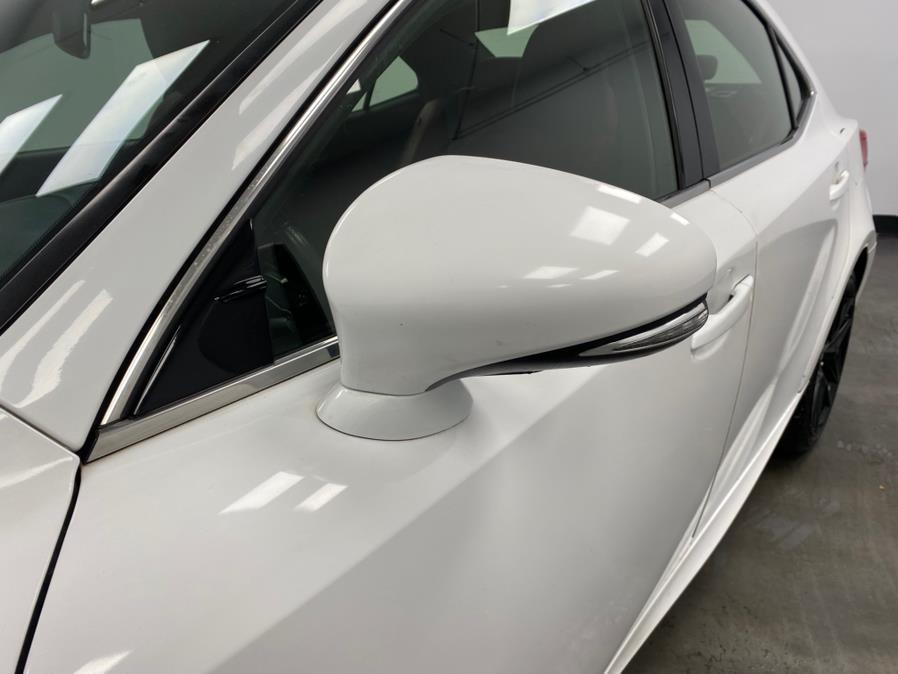 2016 Lexus IS 300 photo