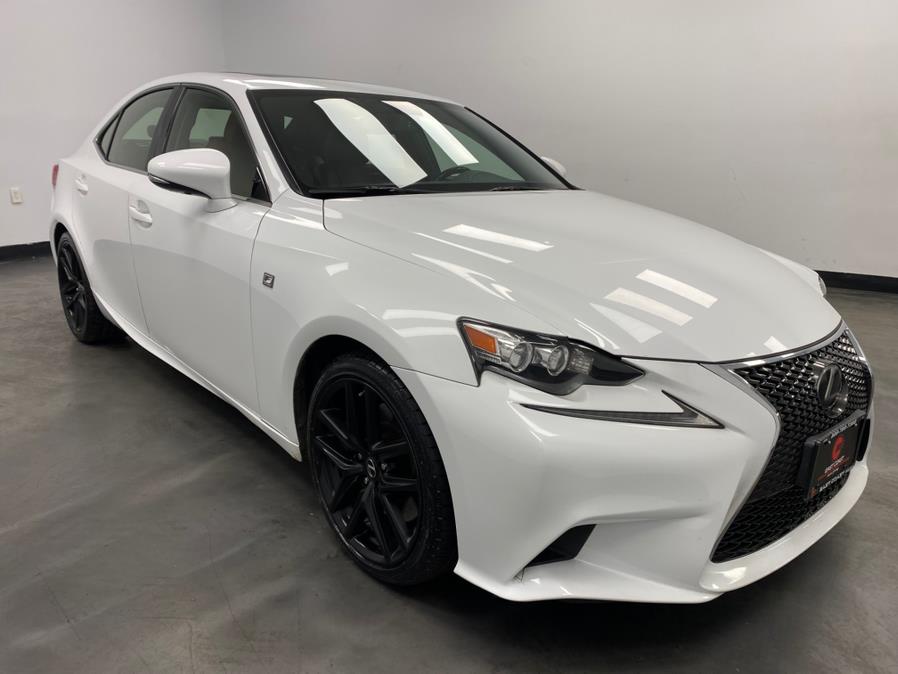 2016 Lexus IS 300 photo