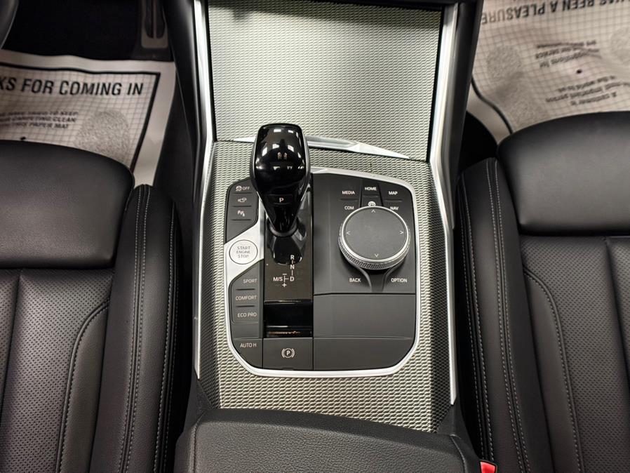 2022 BMW 3-Series M340i xDrive Sedan photo