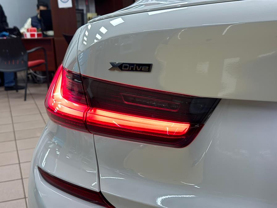 2022 BMW 3-Series M340i xDrive Sedan photo