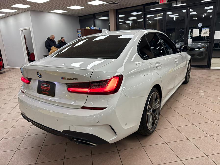 2022 BMW 3-Series M340i xDrive Sedan photo