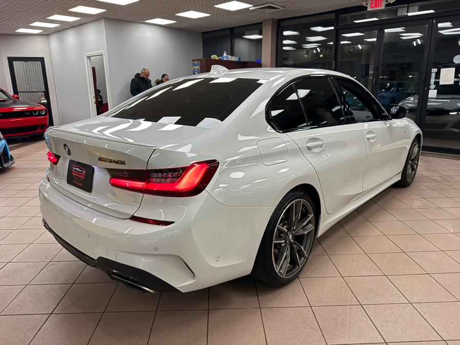 2022 BMW 3-Series M340i xDrive Sedan photo