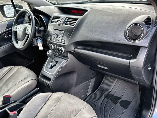 2014 Mazda Mazda5 Grand Touring photo